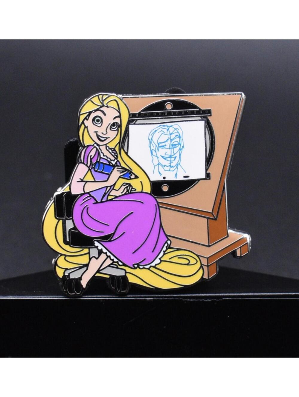 Disney DLR Rapunzel Drawing Flynn Drawn to Disney Annual Passholder Pin (C4)